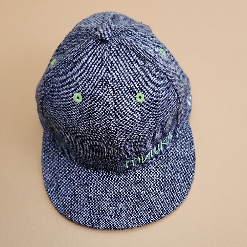 New Era Gray Cap Green Details Size 7 3/8 - Picture 2 of 10